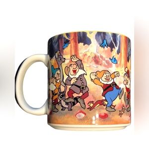 Vintage Snow White and the 7 Dwarfs Coffee Mug ☕️